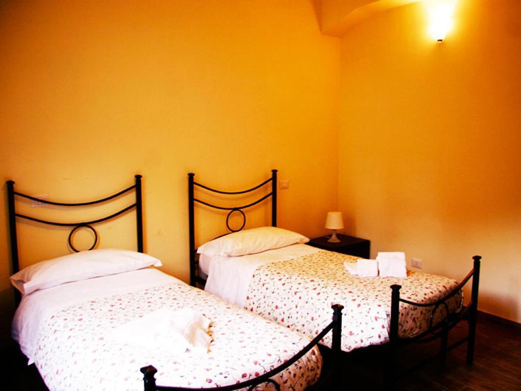 Marco E Laura B&B Roma Habitación foto